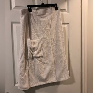 Wrap around Velcro towel